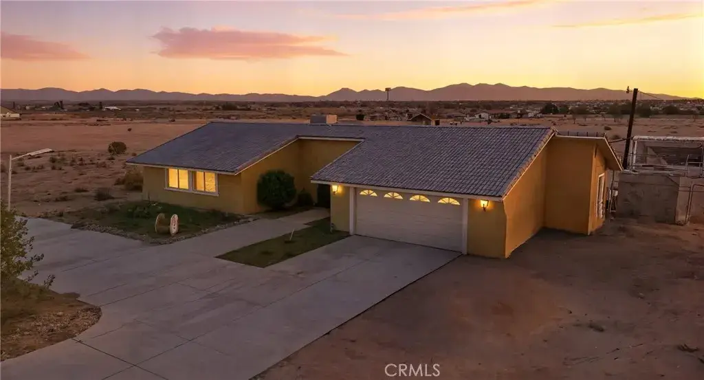 10080 Deep Creek, Apple Valley, CA 92308 - Image #1