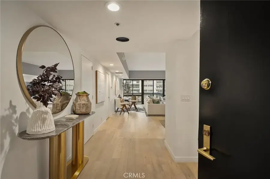 10445 Wilshire, Los Angeles, CA 90024 - Image #3