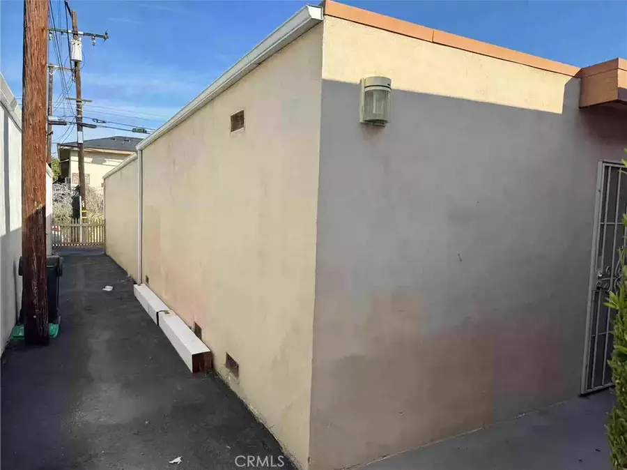 1915 E Wilson, Orange, CA 92867 - Image #3