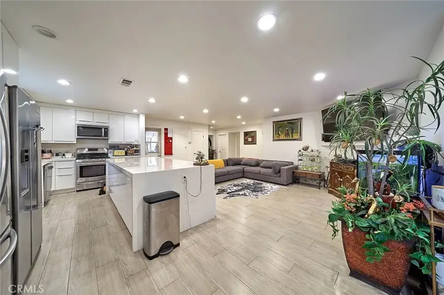 2513 W Mall Place, Anaheim, CA 92804 - Image #2