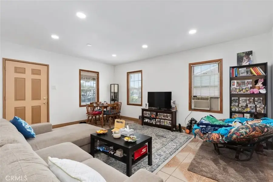 11635 Walcroft St, Lakewood, CA 90715 - Image #3