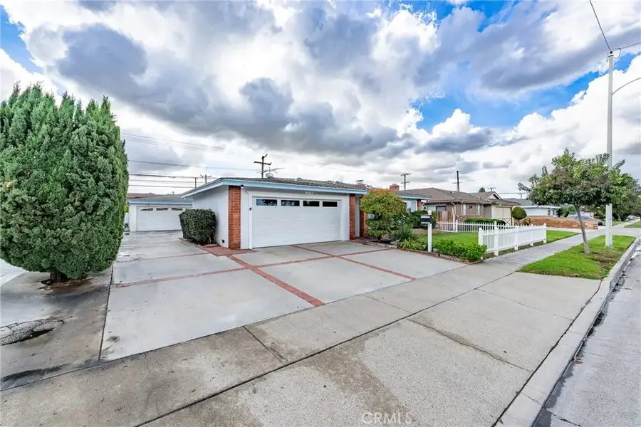 11782 Azalea, Fountain Valley, CA 92708 - Image #2