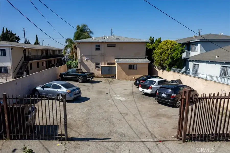 732 W Imperial, Los Angeles, CA 90044 - Image #2