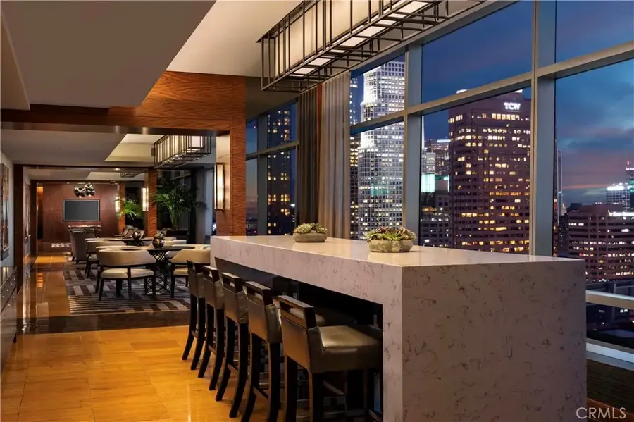 900 W Olympic Boulevard #46B, Los Angeles, CA 90015 - Image #2