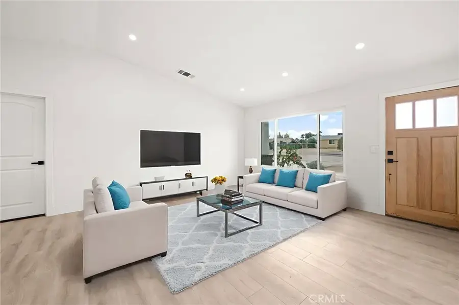 15512 Pahute, Victorville, CA 92395 - Image #3