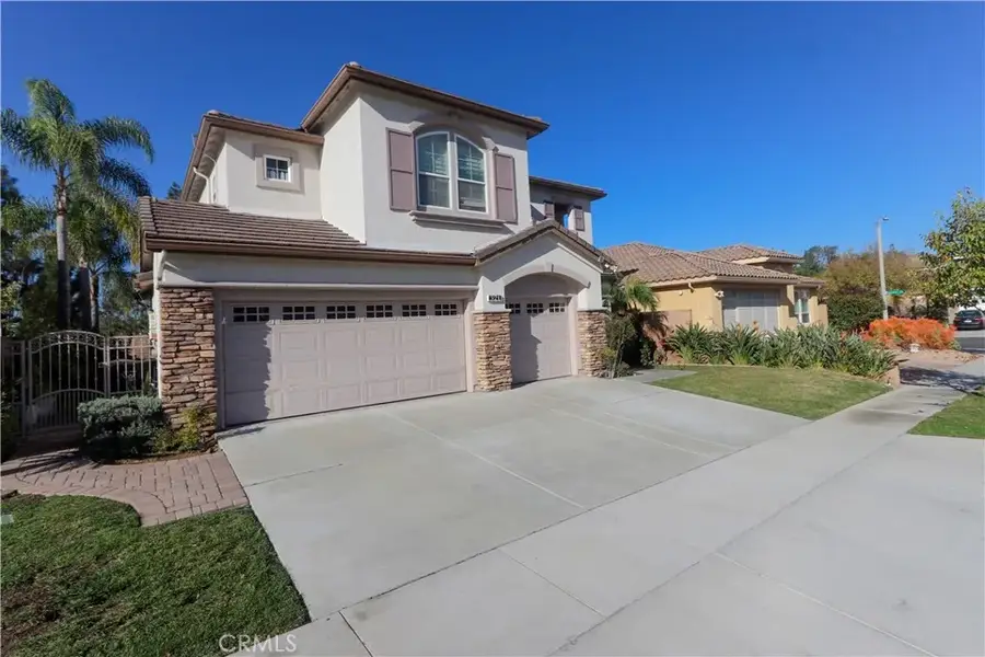 321 Tomko, Placentia, CA 92870 - Image #2