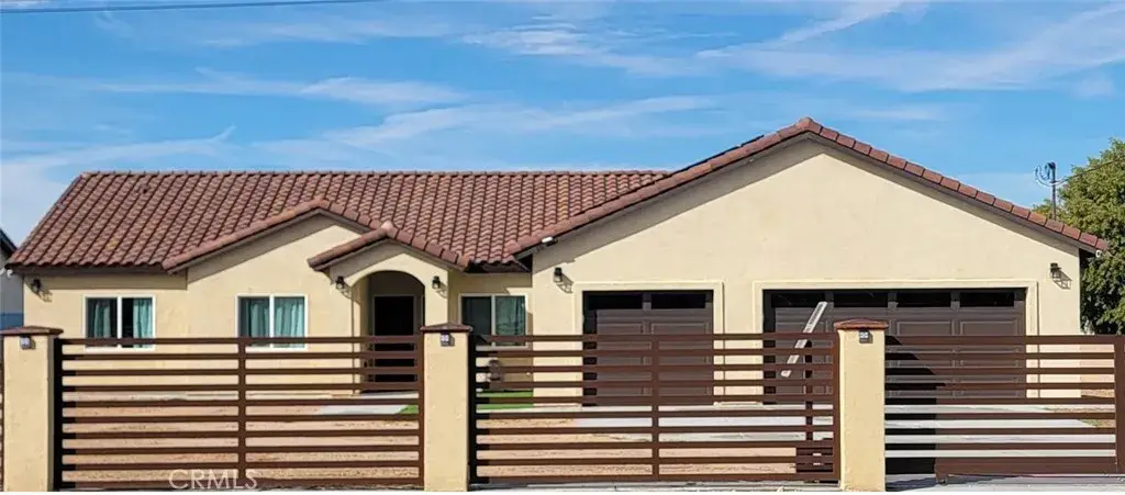 16920 Danbury Ave, Hesperia, CA 92345 - Image #1