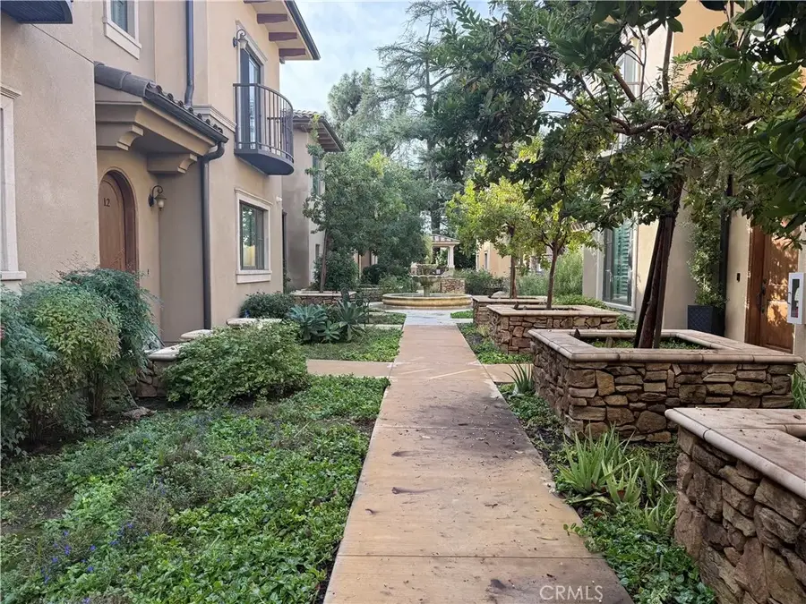 158 S Sierra Madre Boulevard #11, Pasadena, CA 91107 - Image #3