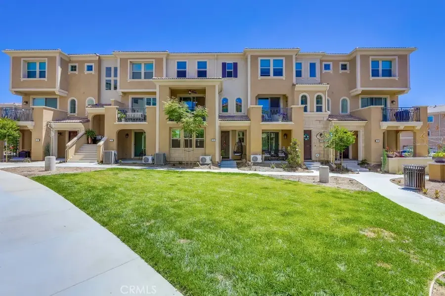 104 Alder Ridge, Lake Forest, CA 92610 - Image #2