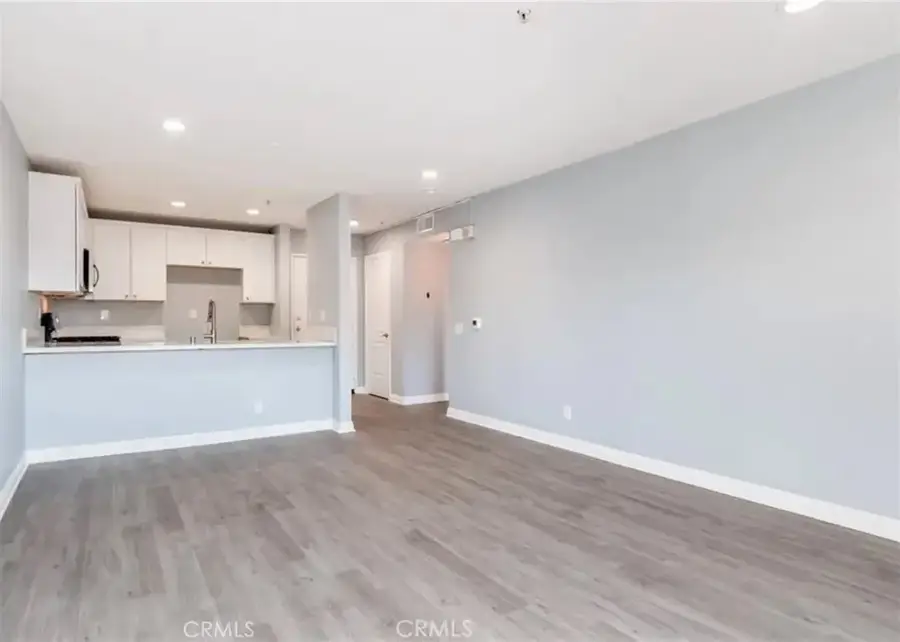 450 E 4th #221, Santa Ana, CA 92701 - Image #2