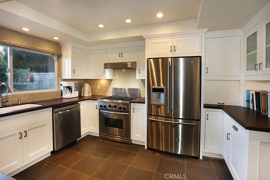 6561 E Paseo Goya, Anaheim, CA 92807 - Image #3