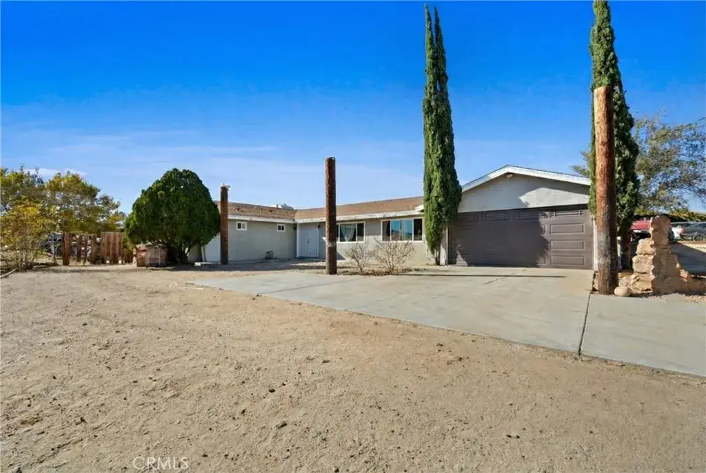 18583 Vine Street, Hesperia, CA 92345 - Image #1