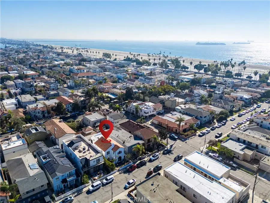 108 Roycroft Avenue, Long Beach, CA 90803 - Image #2