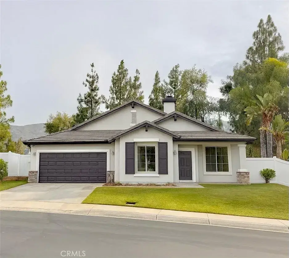 320 Exeter Way, Corona, CA 92882 - Image #1