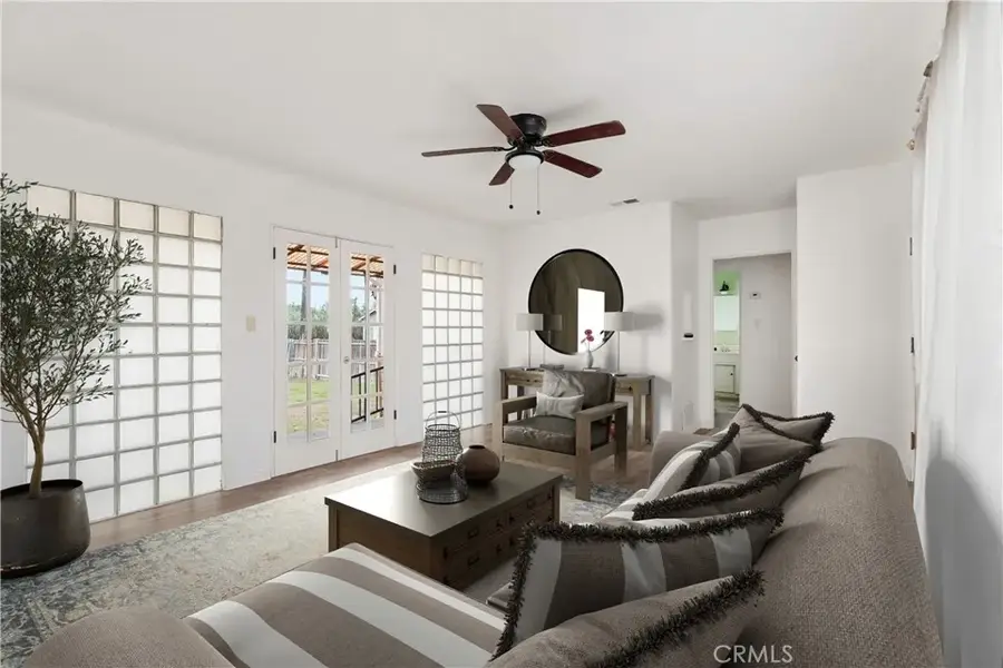 209 Decatur Street, Bakersfield, CA 93308 - Image #2