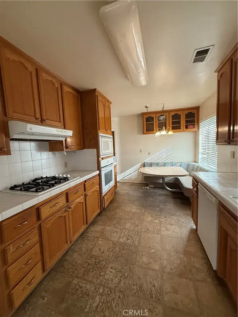 2104 Watson Street, Bakersfield, CA 93308 - Image #3