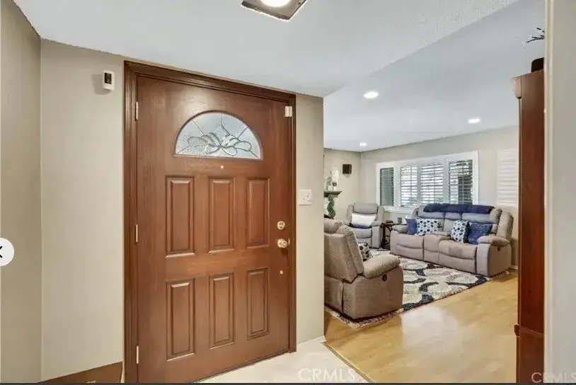 321 N Starfire, Anaheim, CA 92807 - Image #2