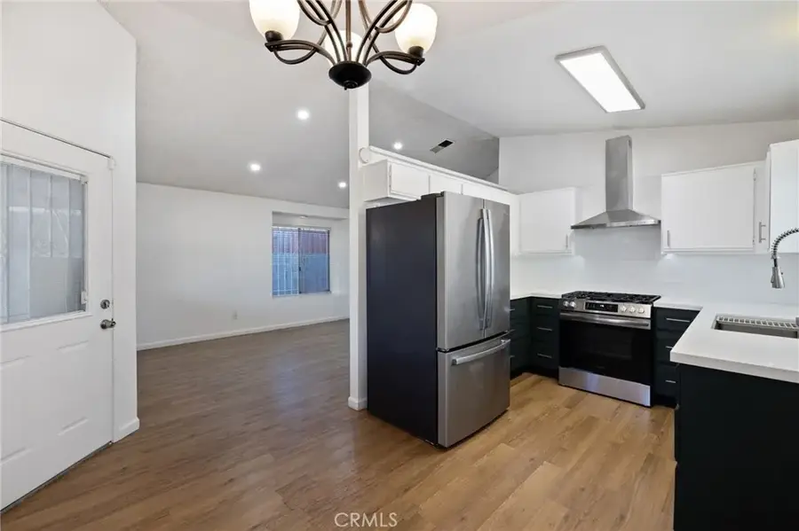 310 S Paulsen, Compton, CA 90220 - #3