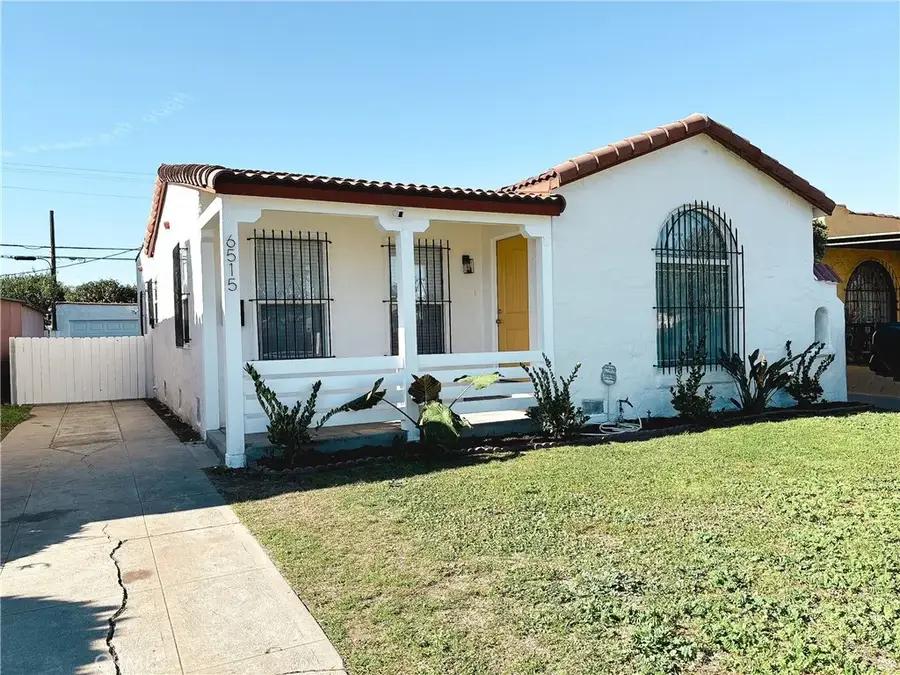 6515 Cimarron, Los Angeles, CA 90047 - Image #2