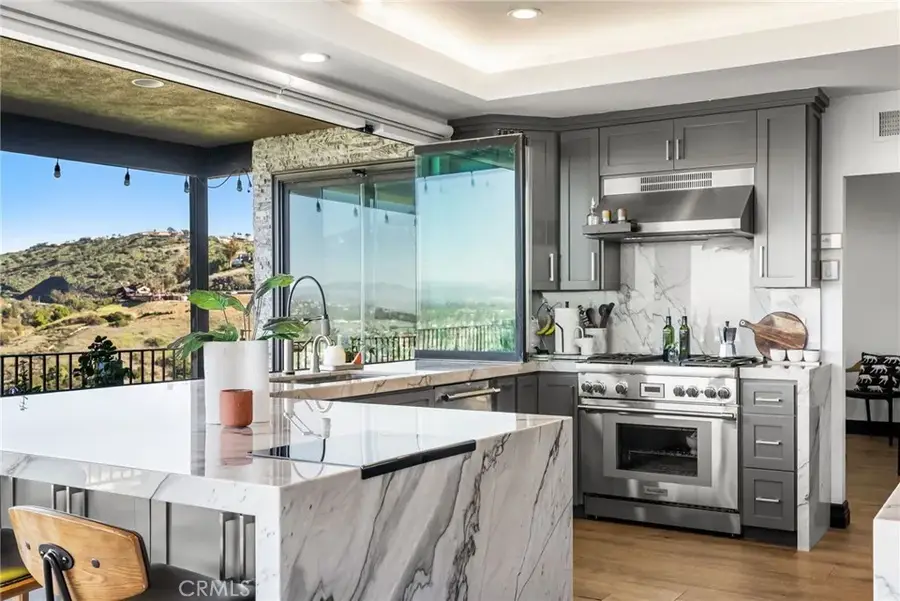 12348 Circula Panorama, North Tustin, CA 92705 - Image #2