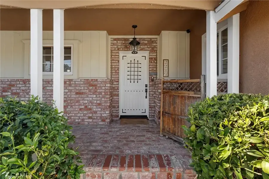 2213 Knoxville Avenue, Long Beach, CA 90815 - Image #3