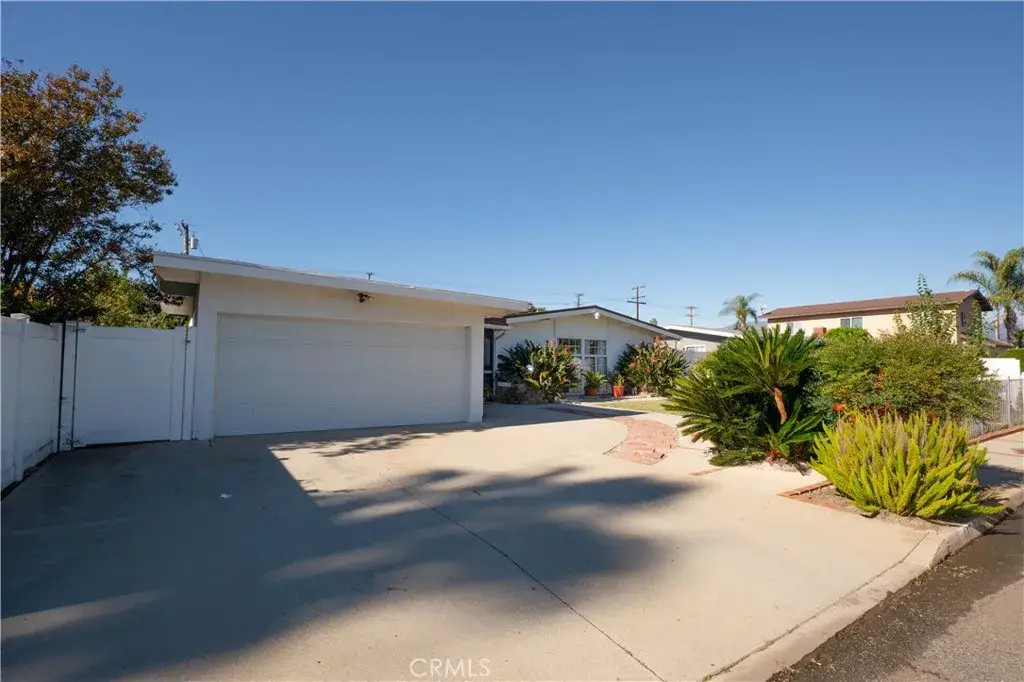 447 S Newton, Covina, CA 91723 - Image #1