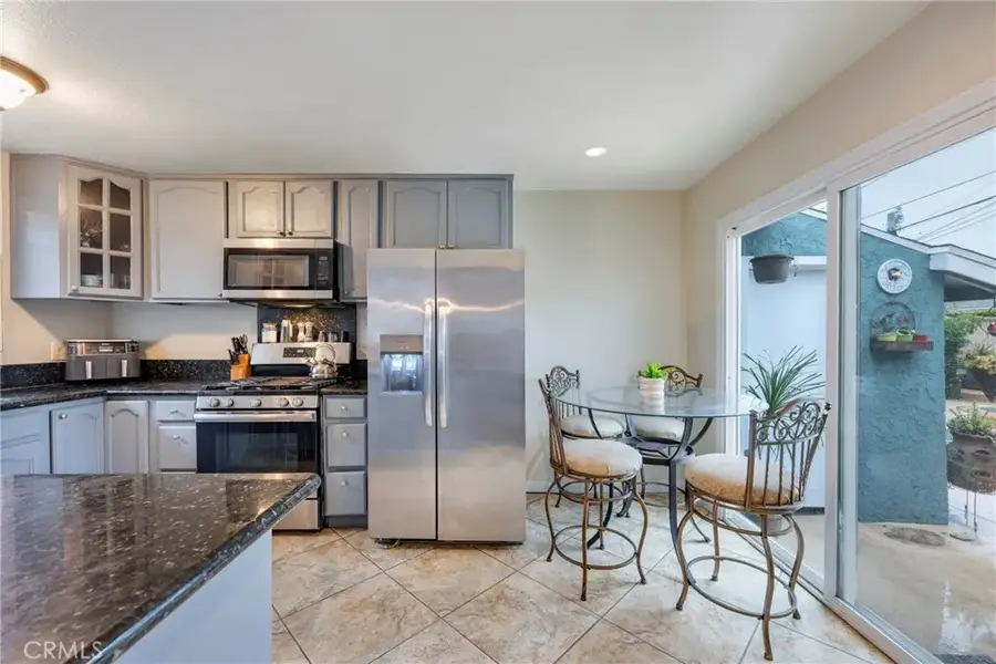 2136 W Clover, Anaheim, CA 92801 - Image #2