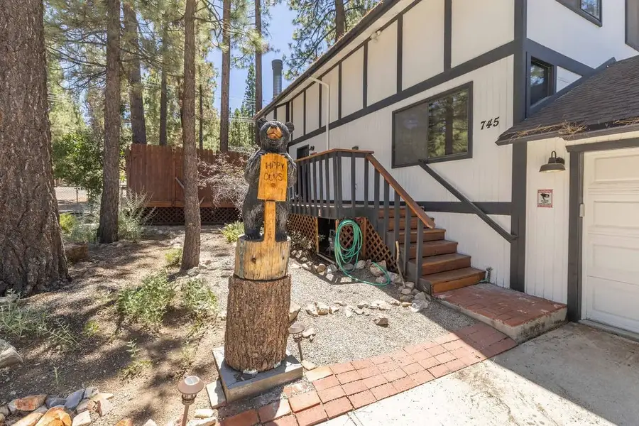 745 Irving Way, Big Bear City, CA 92314 - Image #3