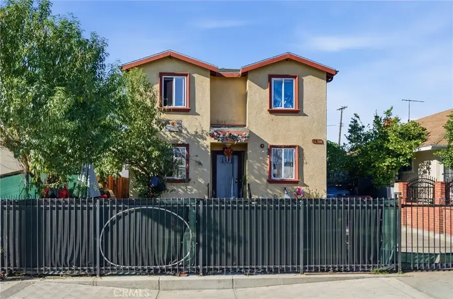 3833 Woodlawn, Los Angeles, CA 90011 - Image #2