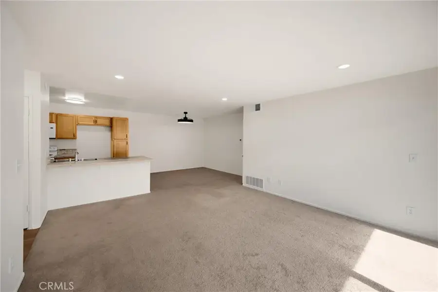 2521 W Sunflower Avenue #R8, Santa Ana, CA 92704 - Image #2