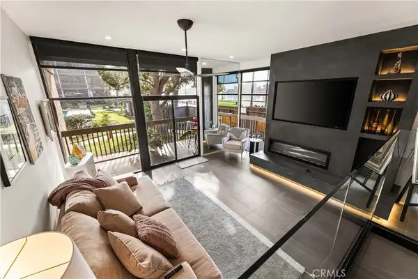 5118 Marina Pacifica Dr S, Long Beach, CA 90803