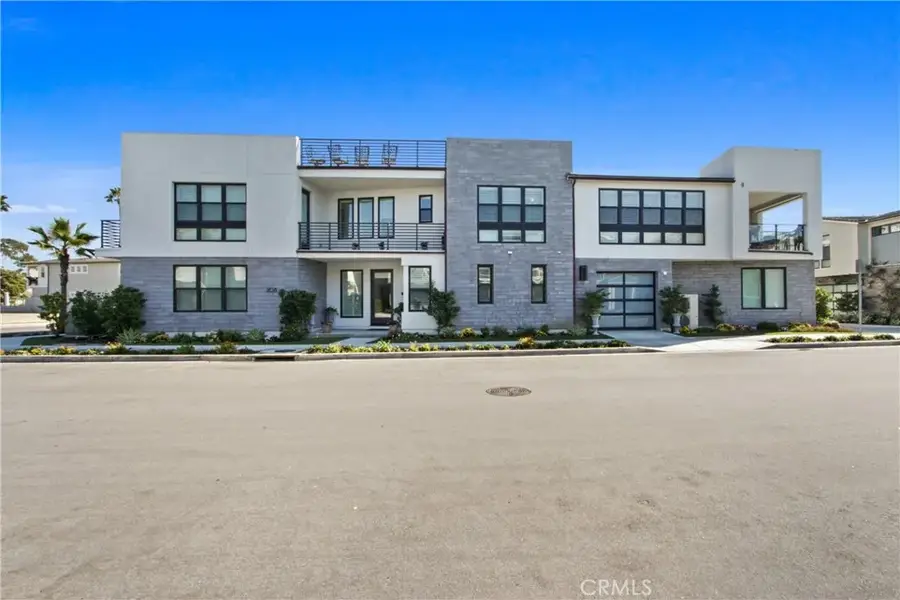 208 Ocean Place, Seal Beach, CA 90740 - Image #2