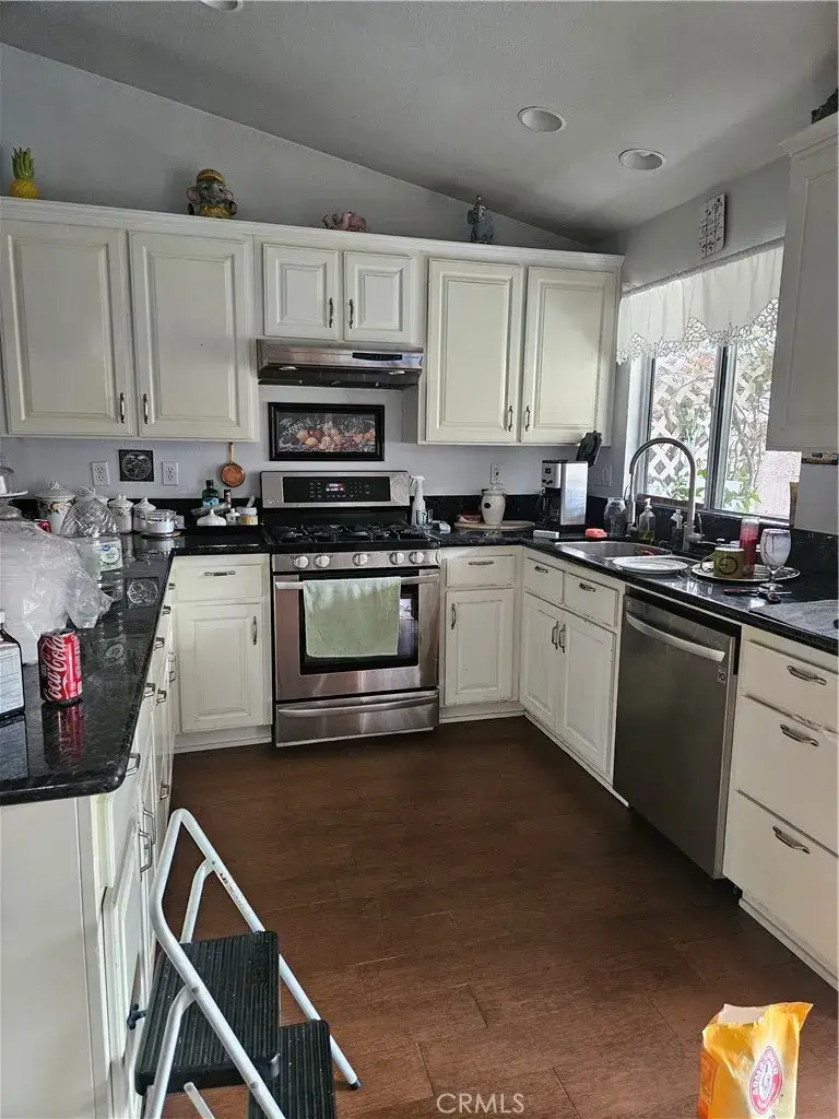 13681 W Nolina, Hesperia, CA 92344 - #2