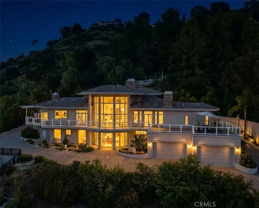 10322 Saint Charles Way, North Tustin, CA 92705 - Image #2