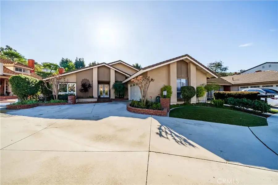 6430 E Oakview Lane, Anaheim, CA 92807 - Image #3