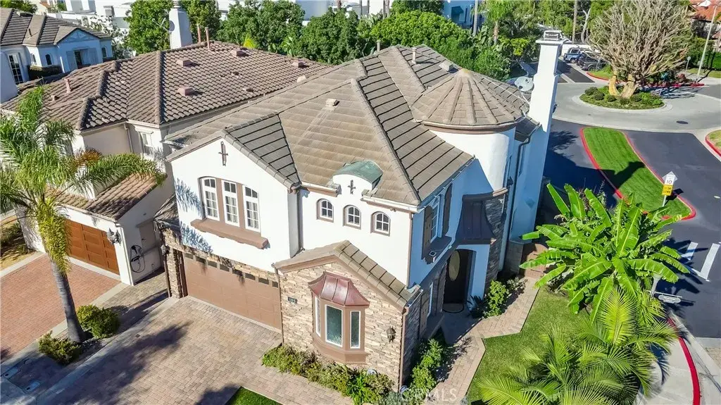 105 Kingfisher Court, Long Beach, CA 90803 - #1