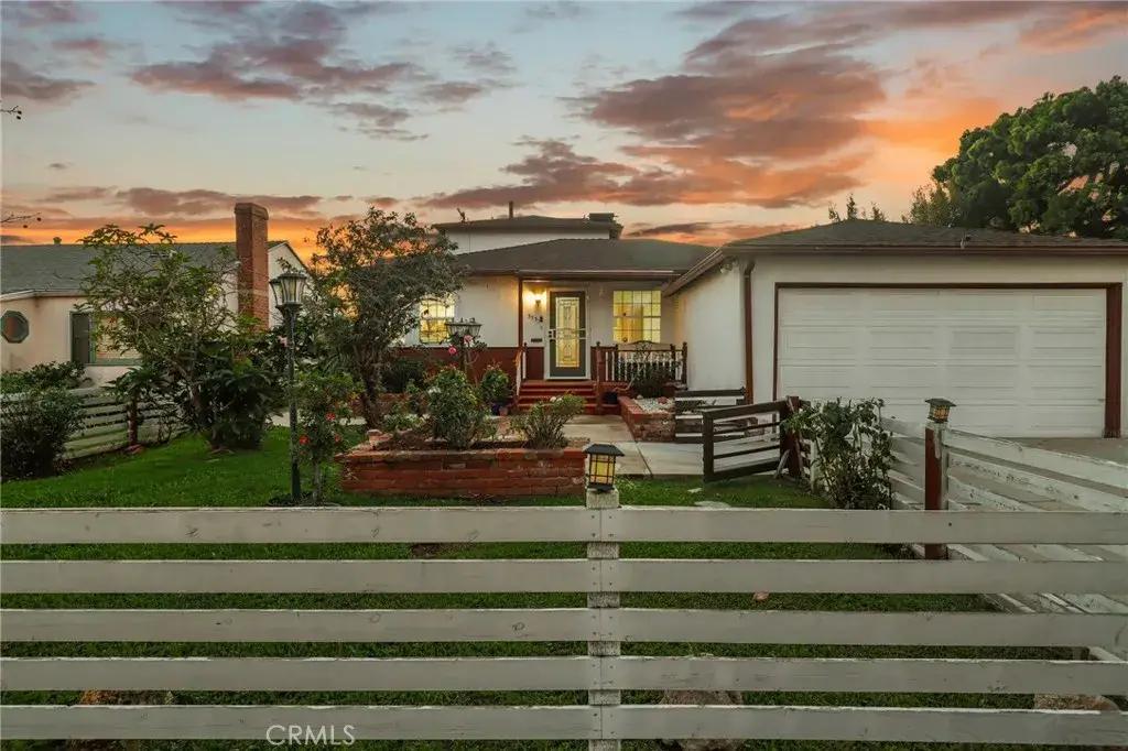 3535 S Bentley Avenue, Los Angeles, CA 90034 - Image #1