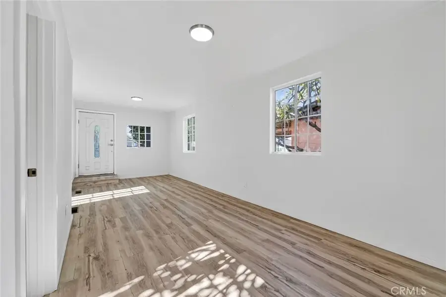 819 N Hicks, Los Angeles, CA 90063 - Image #2