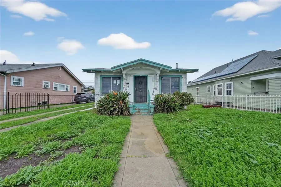 1305 W 84th, Los Angeles, CA 90044 - Image #2