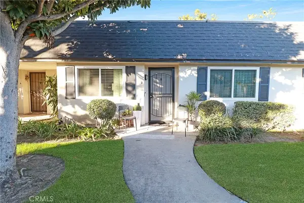 1318 Victoria, Fullerton, CA 92831