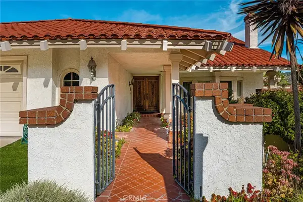 5735 E Elsinore Avenue, Orange, CA 92869