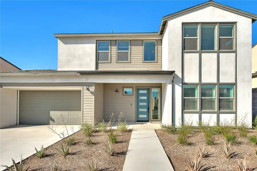 15842 Butterfly Drive, Fontana, CA 92336 - Image #3