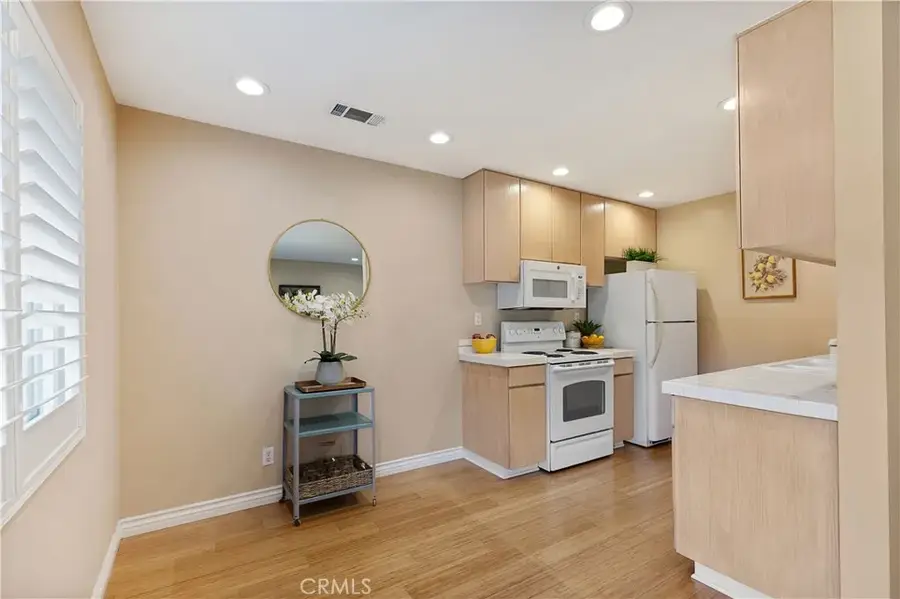 6004 Bixby Village Drive #22, Long Beach, CA 90803 - #2