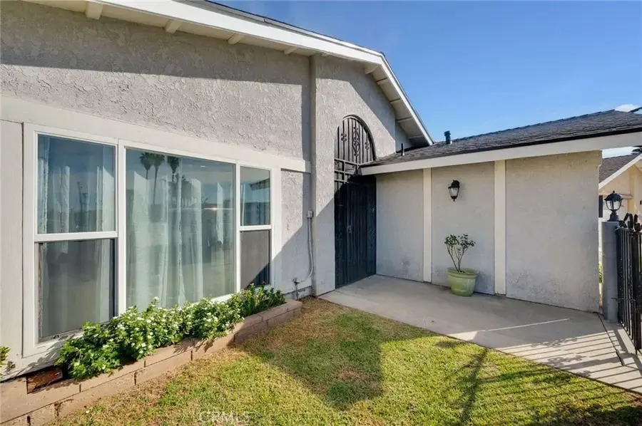 8215 Sandy, Paramount, CA 90723 - Image #2