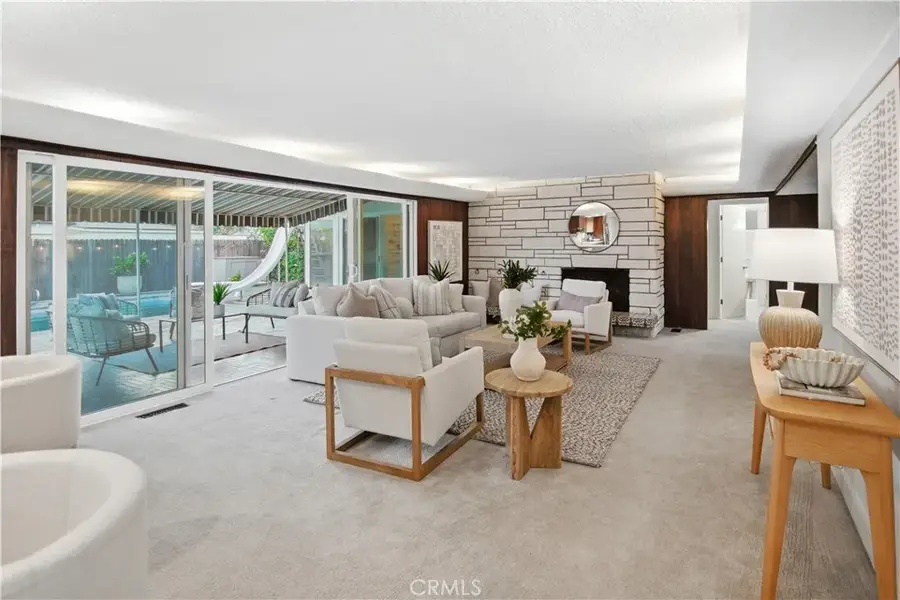 350 Pomona Avenue, Long Beach, CA 90803 - Image #2