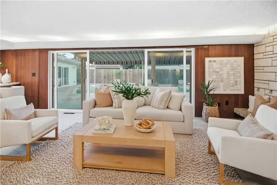 350 Pomona Avenue, Long Beach, CA 90803 - Image #3