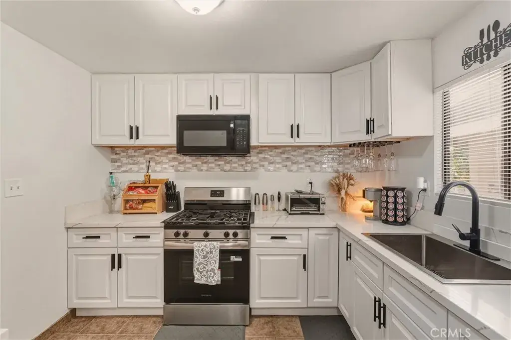 1223 W 68th, Los Angeles, CA 90044 - Image #1