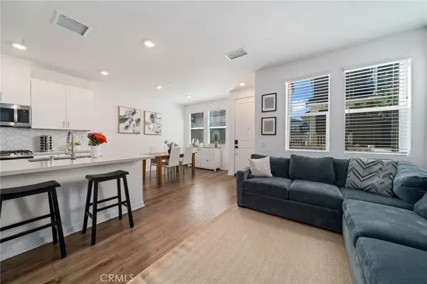 3934 Lavine #108, Corona, CA 92883