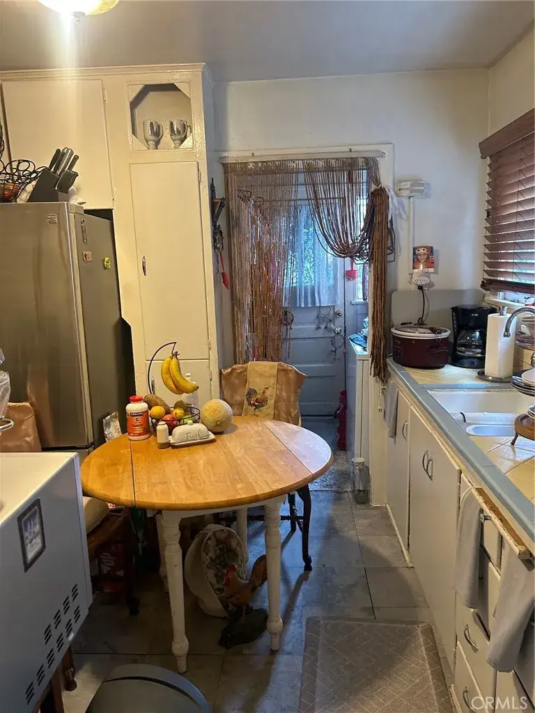 3644 10th Avenue, Los Angeles, CA 90018 - Image #3