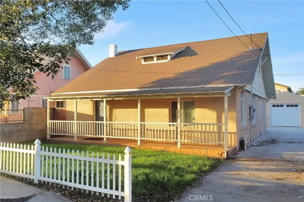 727 W 53rd Street, Los Angeles, CA 90037 - Image #1